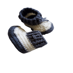 Newborn shoes, unisex crochet newborn shoes, crochet booties for babies